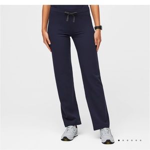 FIGS Livingston basic scrub pant